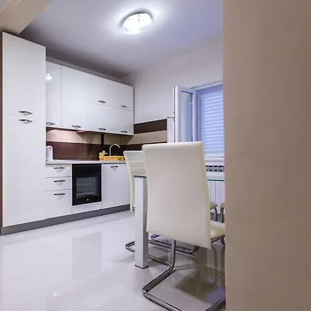 Slavko Apartment Supetarska Draga