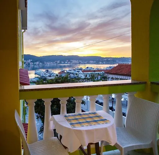 アパート Slavko スペタルスカ・ドラガ